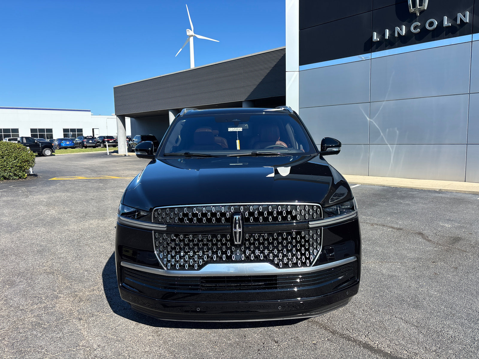 New 2025 Lincoln Navigator L Reserve image 2