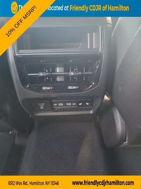 New 2026 Jeep Grand Cherokee Limited AWD/4WD image 11