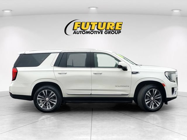 Used 2022 GMC Yukon SLT w/ SLT Premium Package AWD/4WD image 3