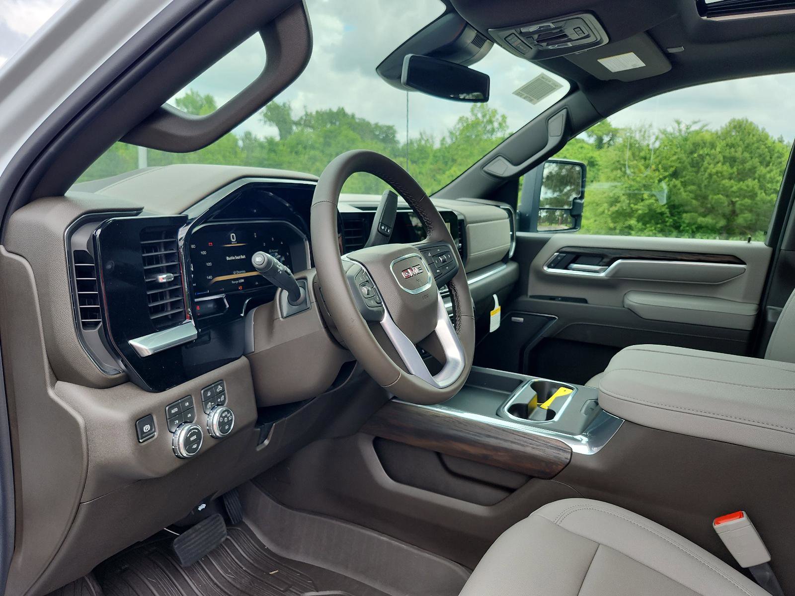 New 2026 GMC Sierra 2500 SLT w/ SLT Premium Package AWD/4WD image 15