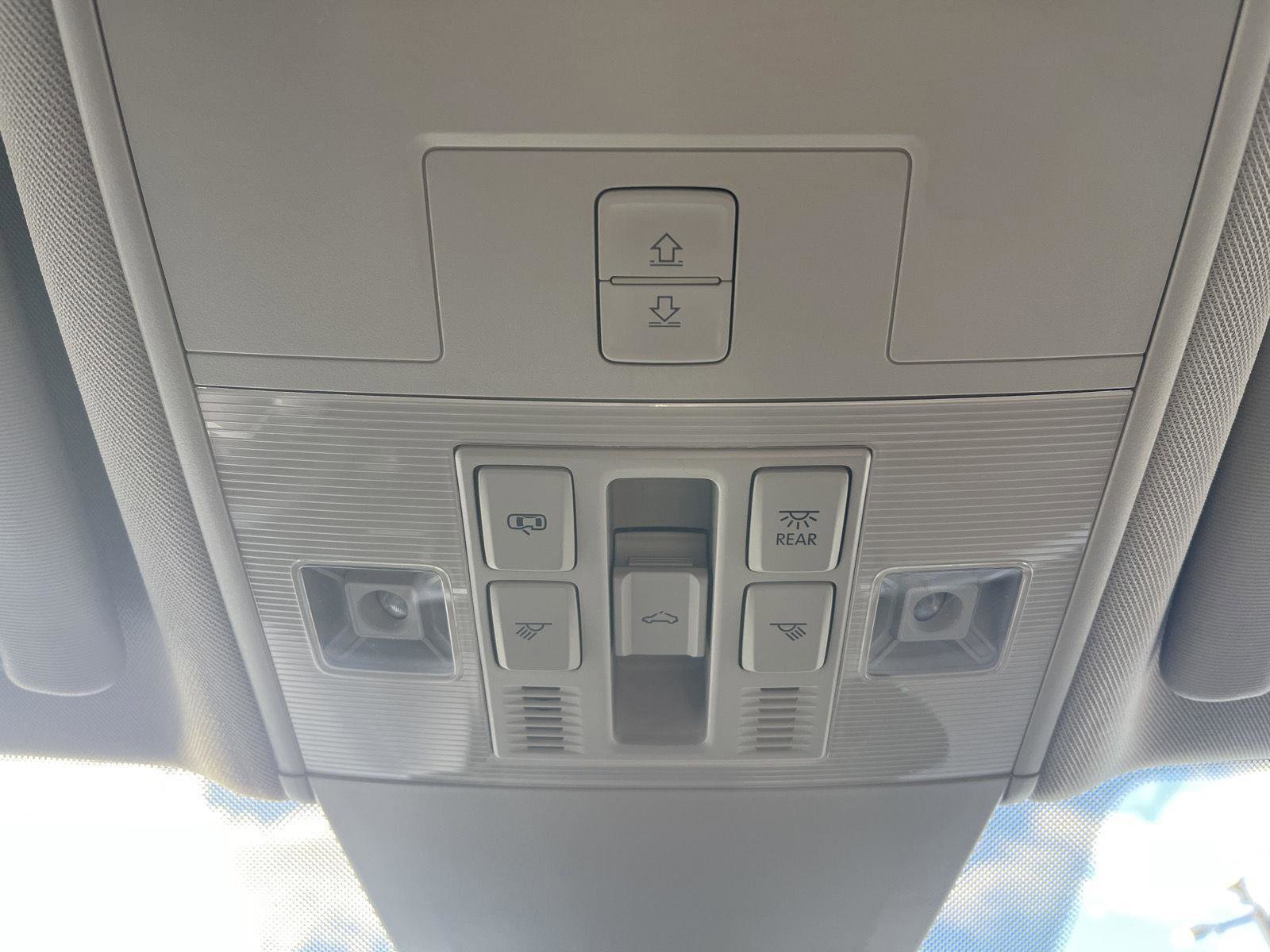 Used 2021 Volkswagen Atlas SEL image 19