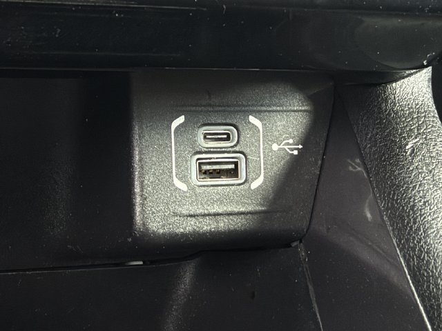 Used 2023 Jeep Compass Latitude w/ Convenience Group AWD/4WD image 20
