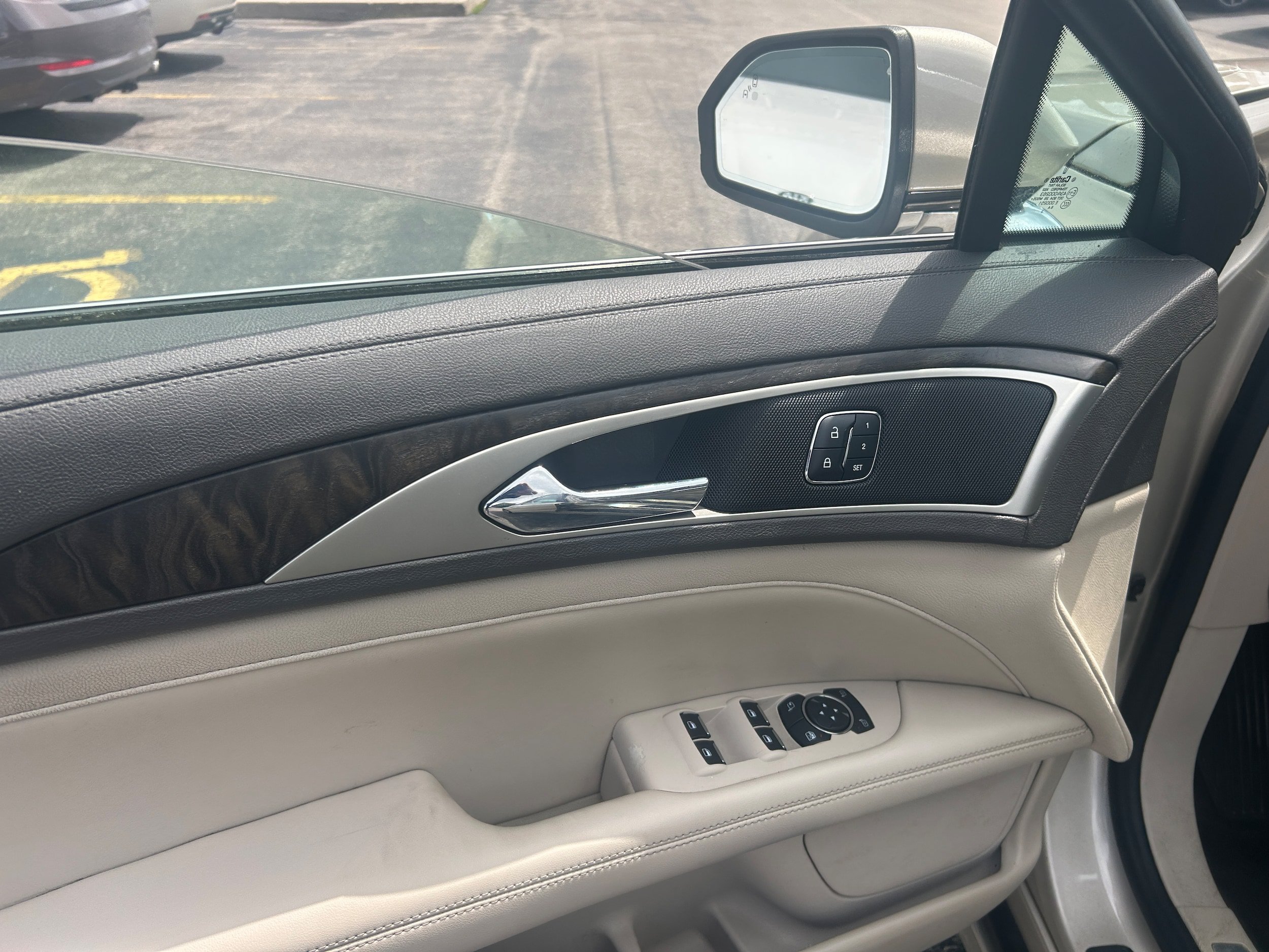 Used 2017 Lincoln MKZ Select w/ Technology Package FWD image 7