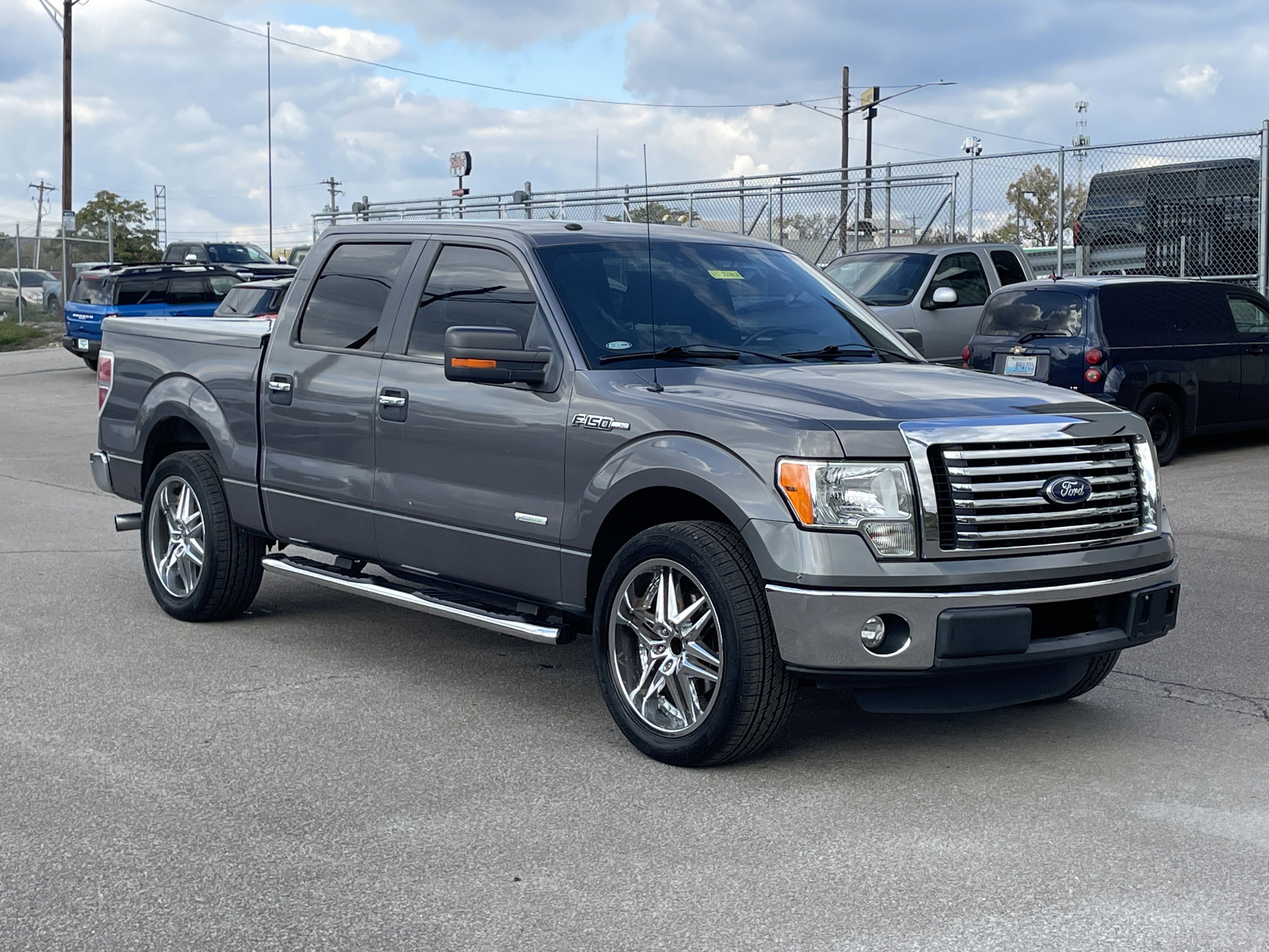Used 2011 Ford F150 XLT w/ XLT Chrome Pkg