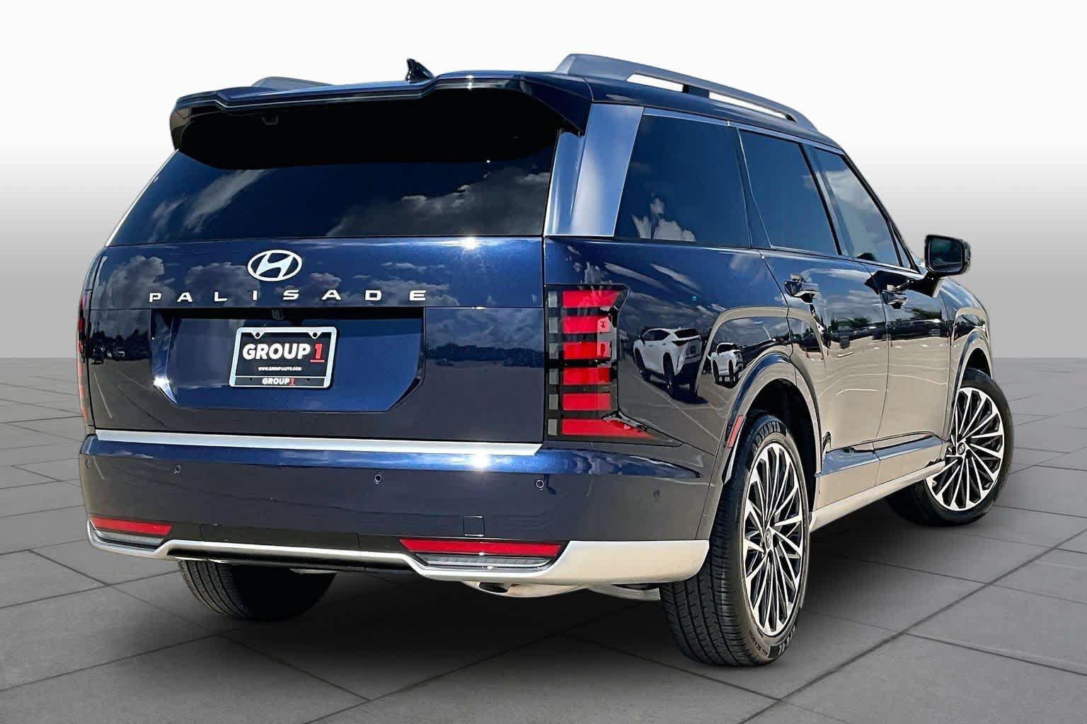 Certified 2026 Hyundai Palisade Calligraphy FWD image 23