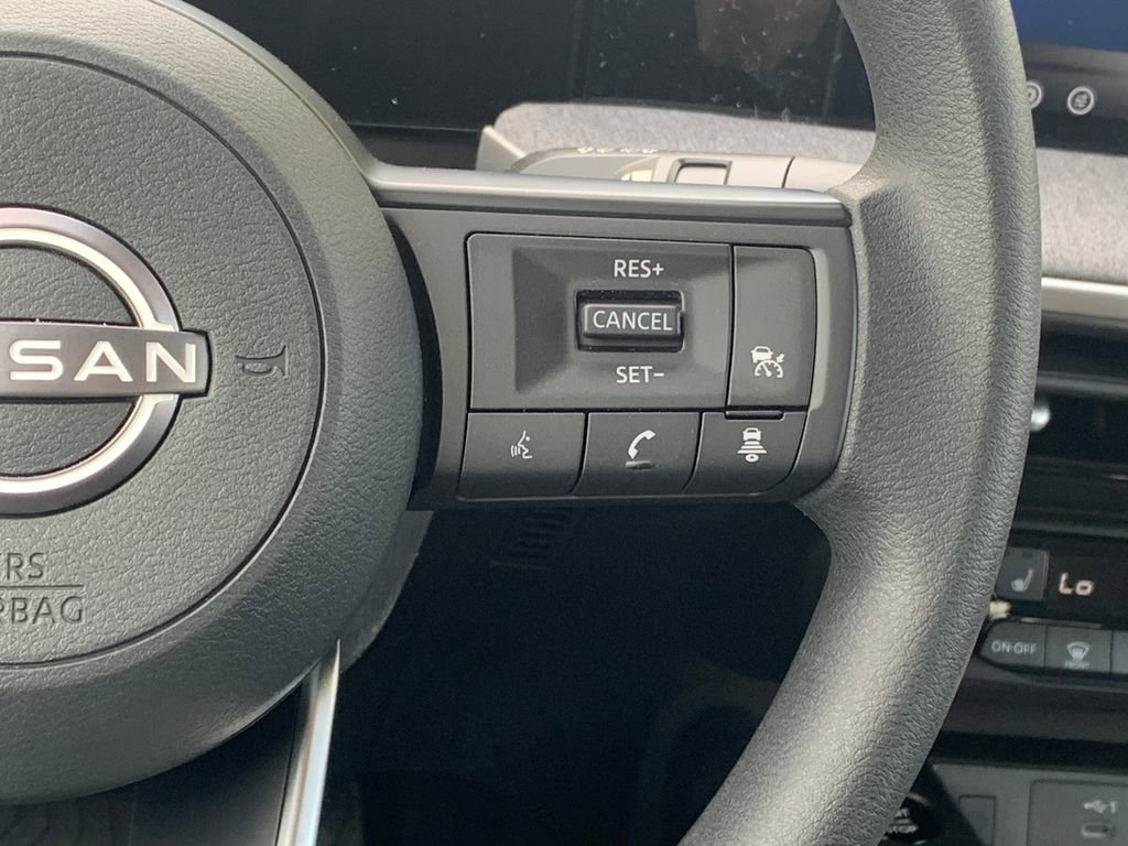 New 2026 Nissan Kicks SV w/ Charging Package FWD image 10