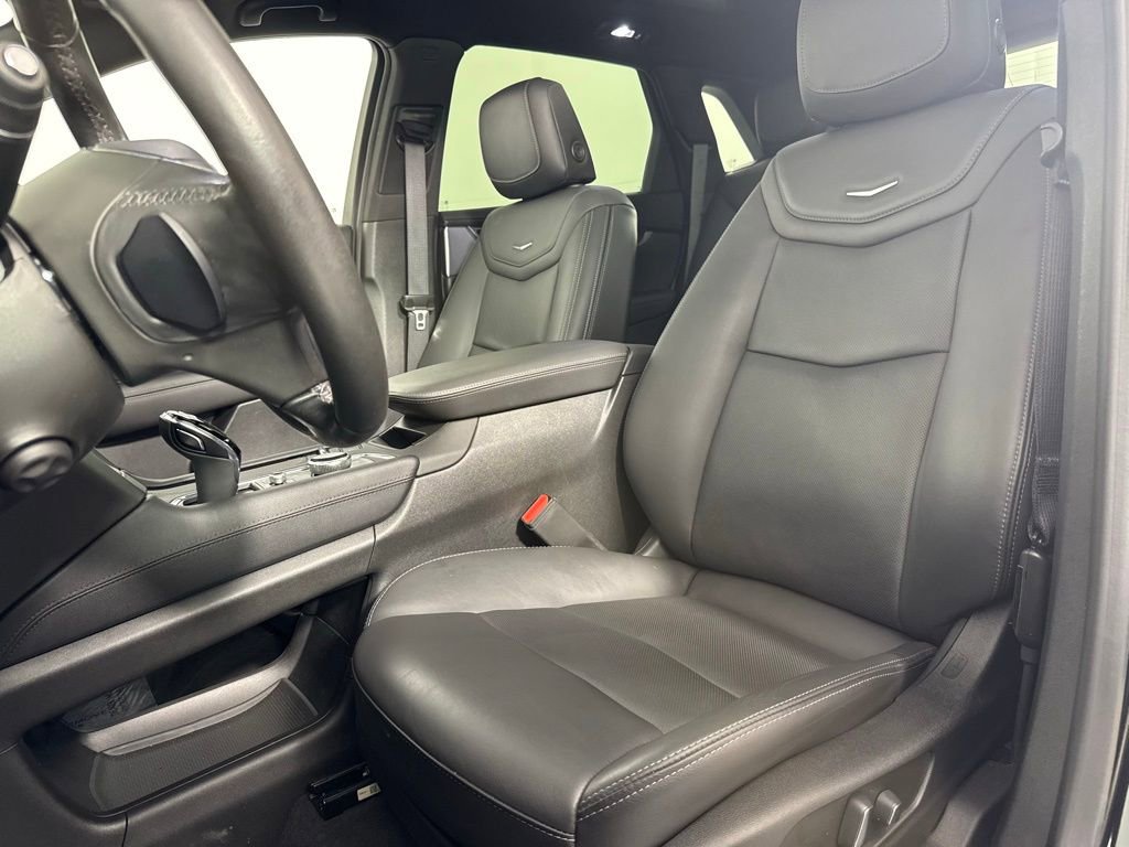 Used 2023 Cadillac XT5 Premium Luxury image 15
