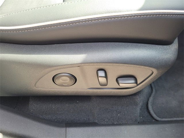 New 2025 Buick Enclave Preferred w/ Power Package image 16