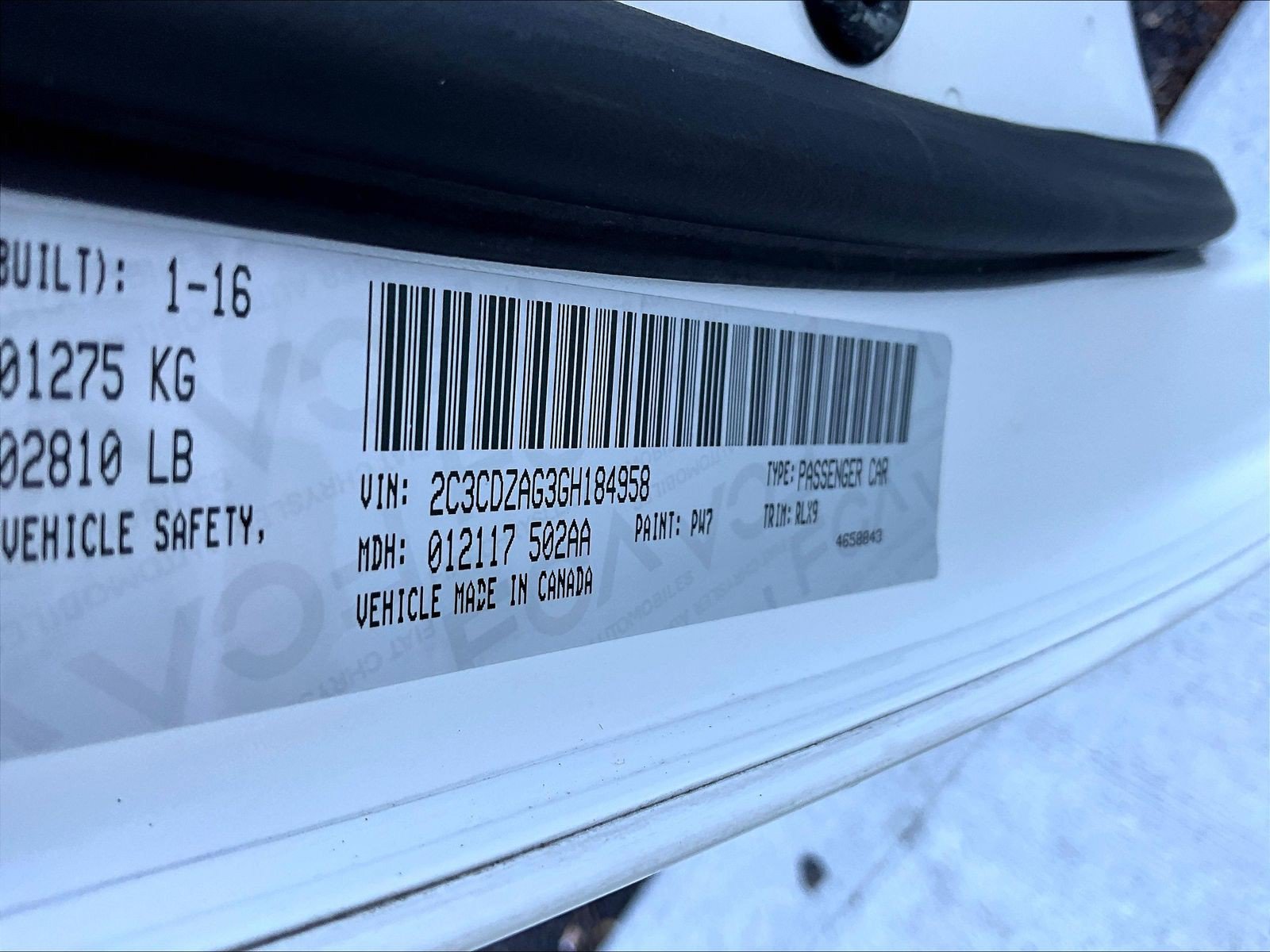 Used 2016 Dodge Challenger SXT Plus RWD image 15