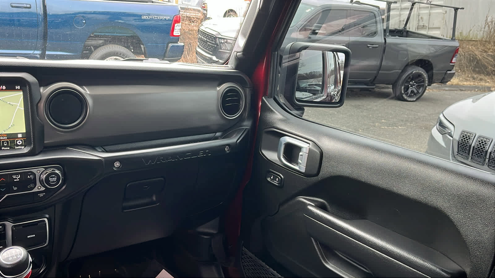 Used 2022 Jeep Wrangler Unlimited Willys image 29