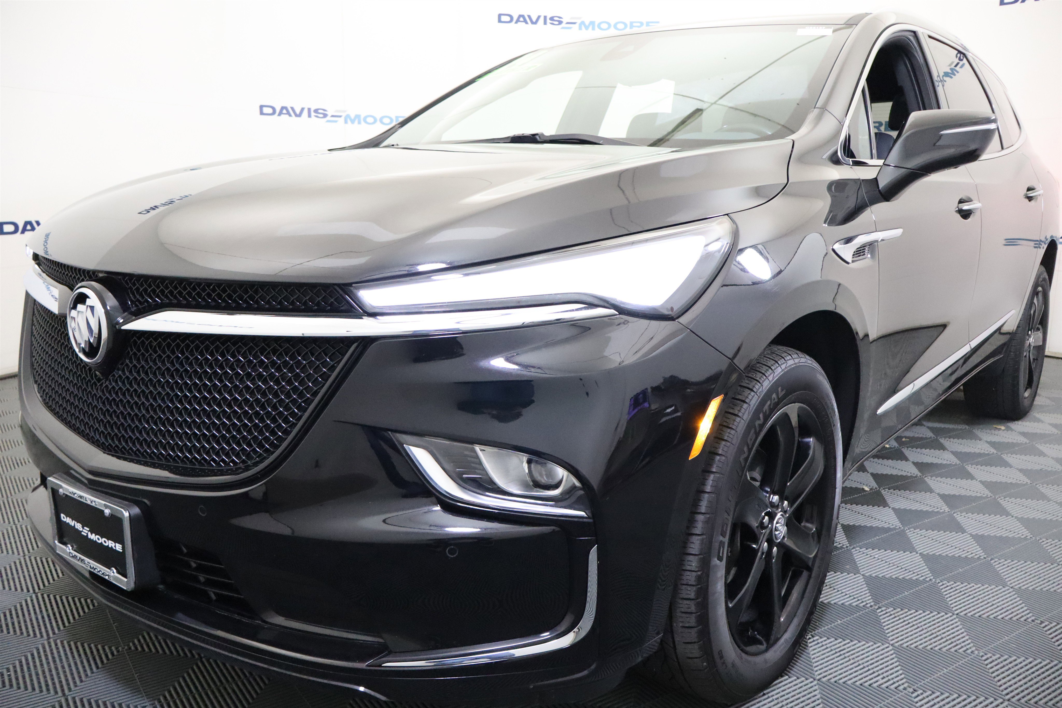 Certified 2024 Buick Enclave Essence w/ Sport Touring Edition image 11