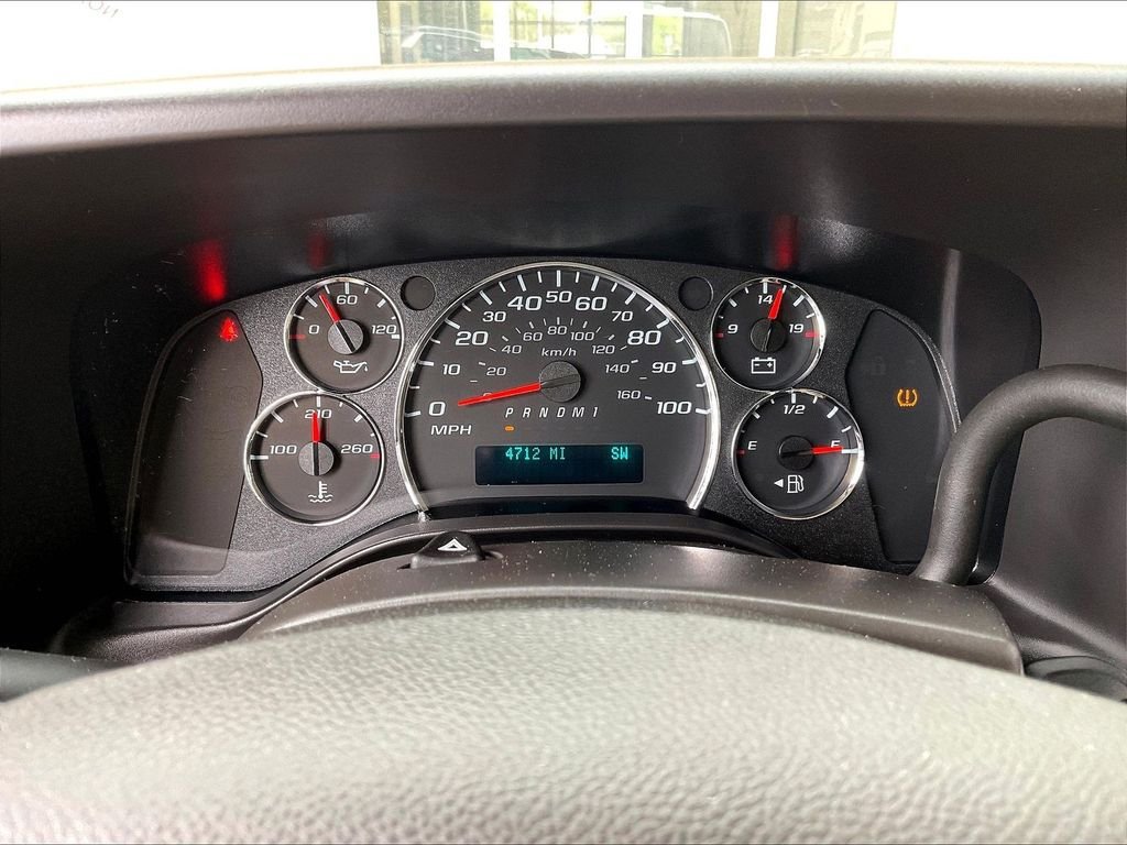 Used 2025 Chevrolet Express 3500 LT w/ LT Preferred Equipment Group RWD image 24