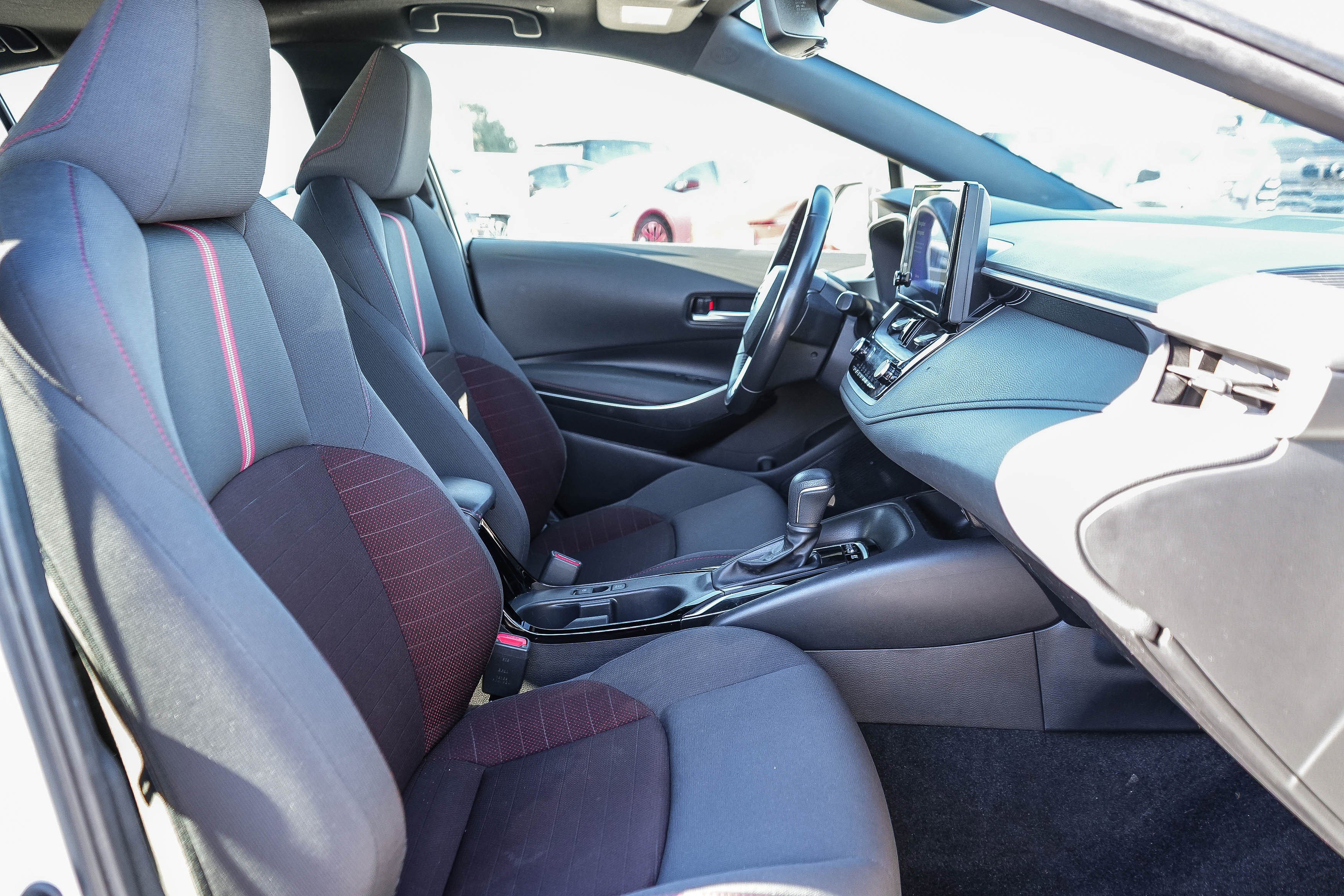 Used 2023 Toyota Corolla SE image 17