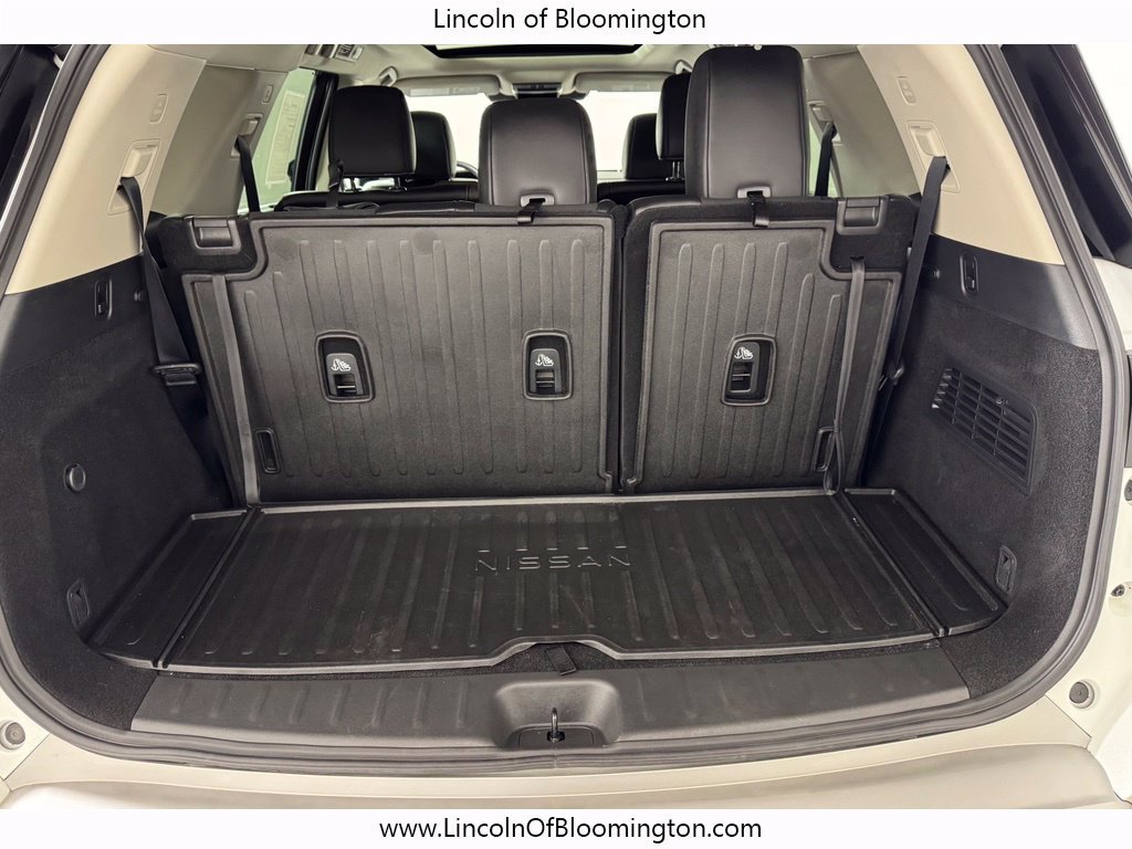 Used 2025 Nissan Pathfinder Platinum w/ Cargo Package AWD/4WD image 14