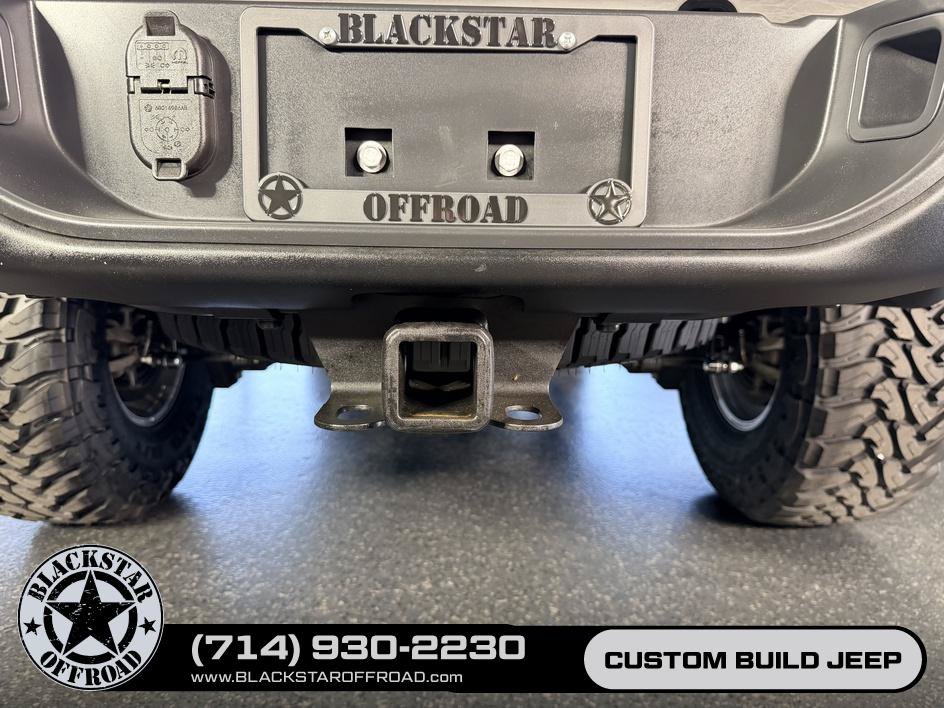 Used 2023 Jeep Gladiator Rubicon w/ Trailer Tow Package AWD/4WD image 13