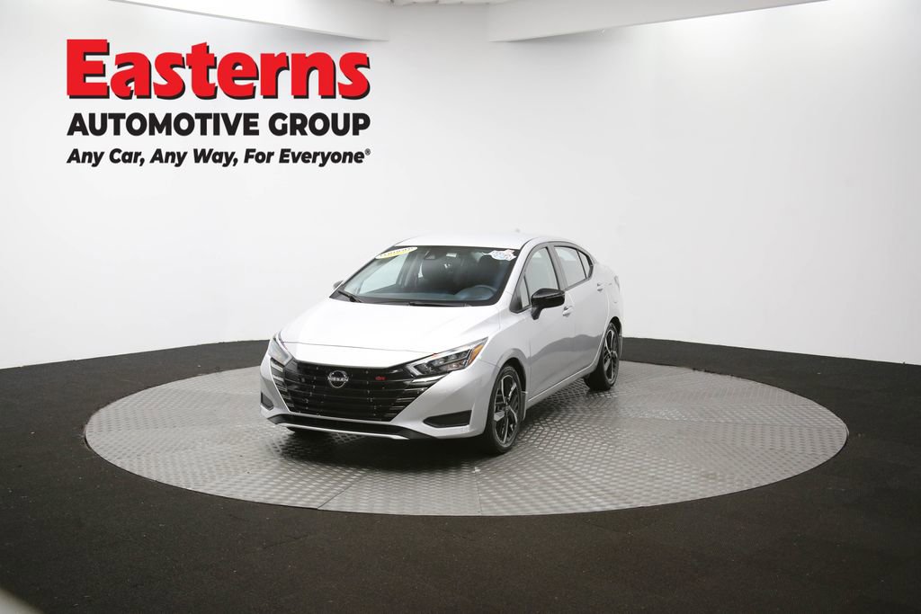 Used 2025 Nissan Versa SR w/ Trunk Package image 53