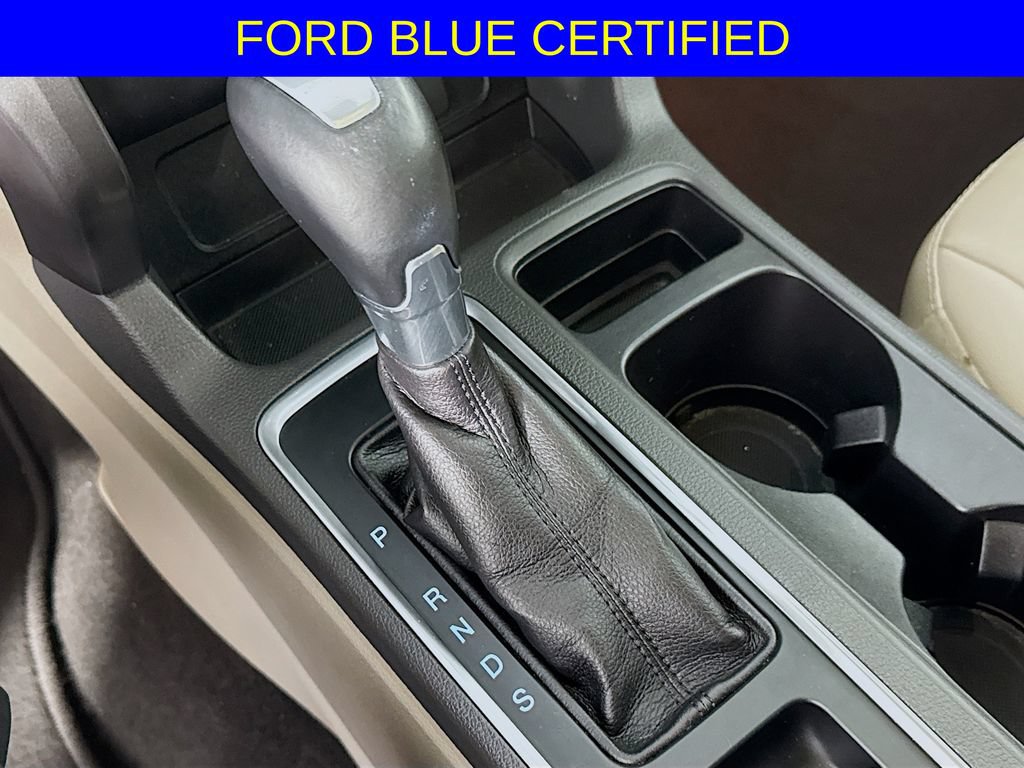 Used 2017 Ford Escape SE w/ SE Leather Comfort Package FWD image 18