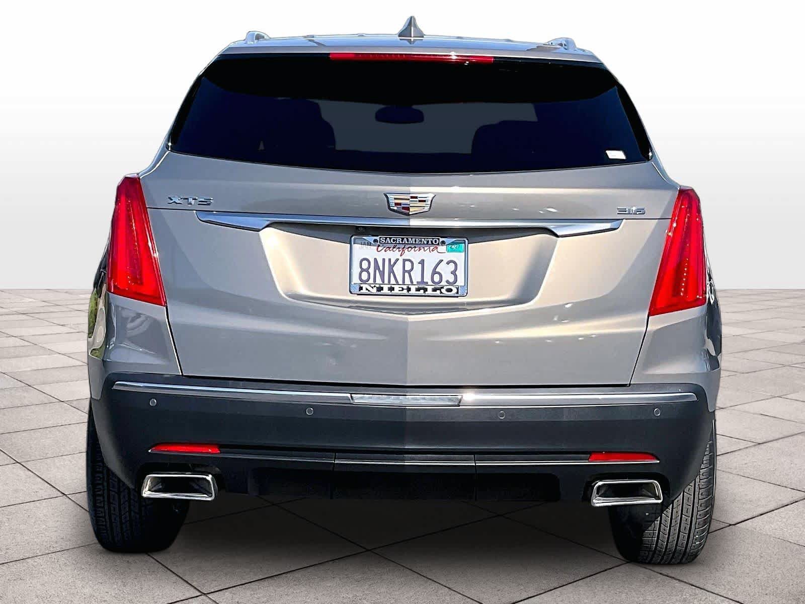 Used 2019 Cadillac XT5 FWD image 6