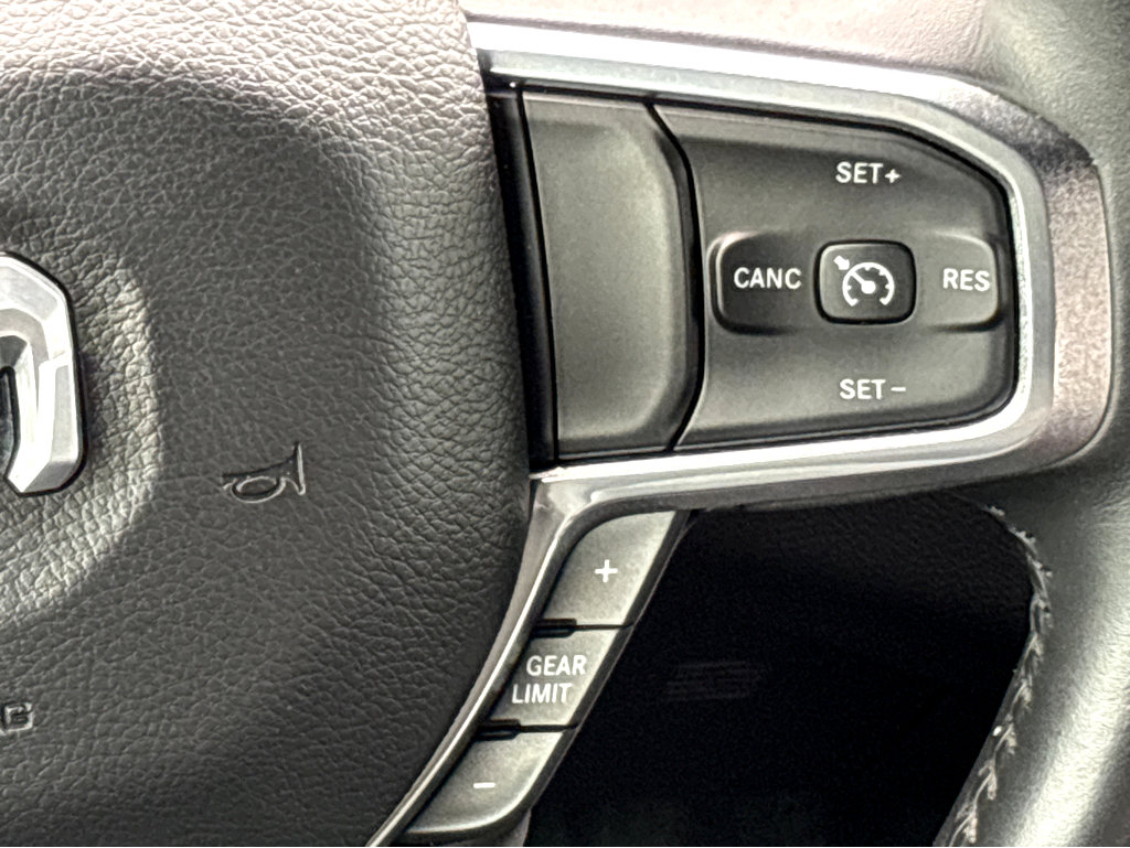 Used 2021 RAM 1500 Laramie RWD image 15