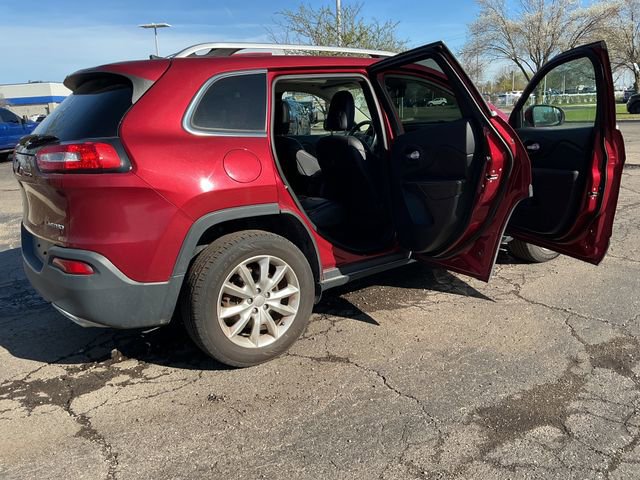 Used 2016 Jeep Cherokee Limited image 35