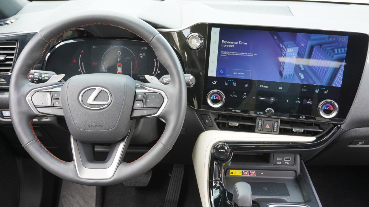 Certified 2022 Lexus NX 350 AWD w/ Vision Package image 28