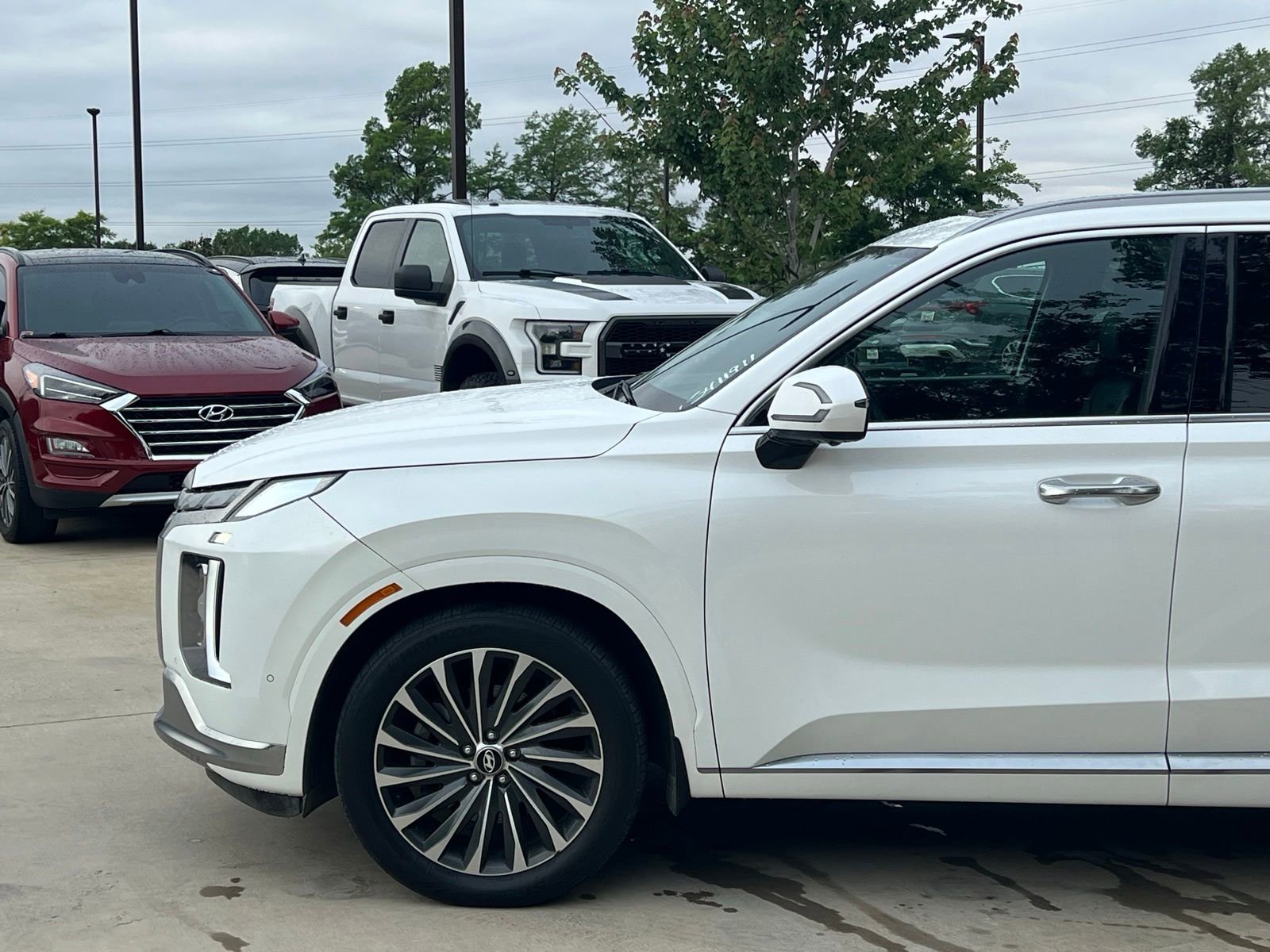 Used 2024 Hyundai Palisade Calligraphy FWD image 7