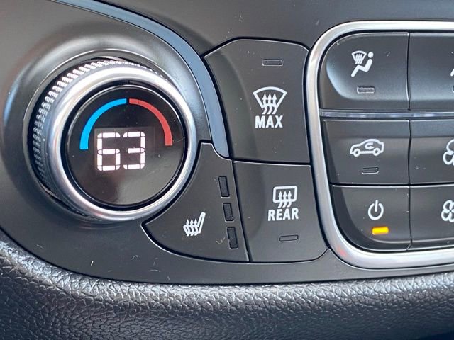 Used 2020 Chevrolet Equinox LT w/ Driver Convenience Package FWD image 18