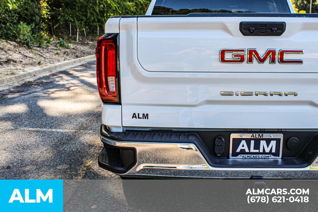 Used 2025 GMC Sierra 1500 SLT RWD image 12