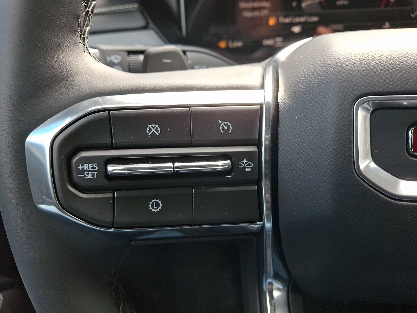 New 2026 GMC Acadia Elevation w/ Elevation Premium Package image 21