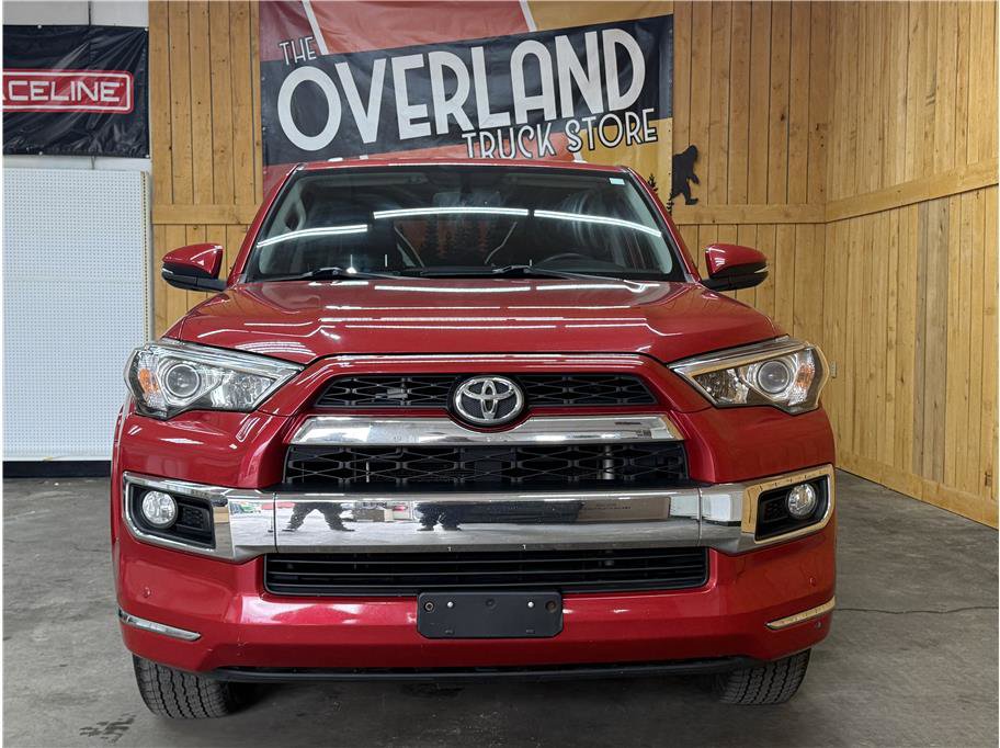 Used 2018 Toyota 4Runner Limited w/ Four Season Floor Mat Package AWD/4WD image 2