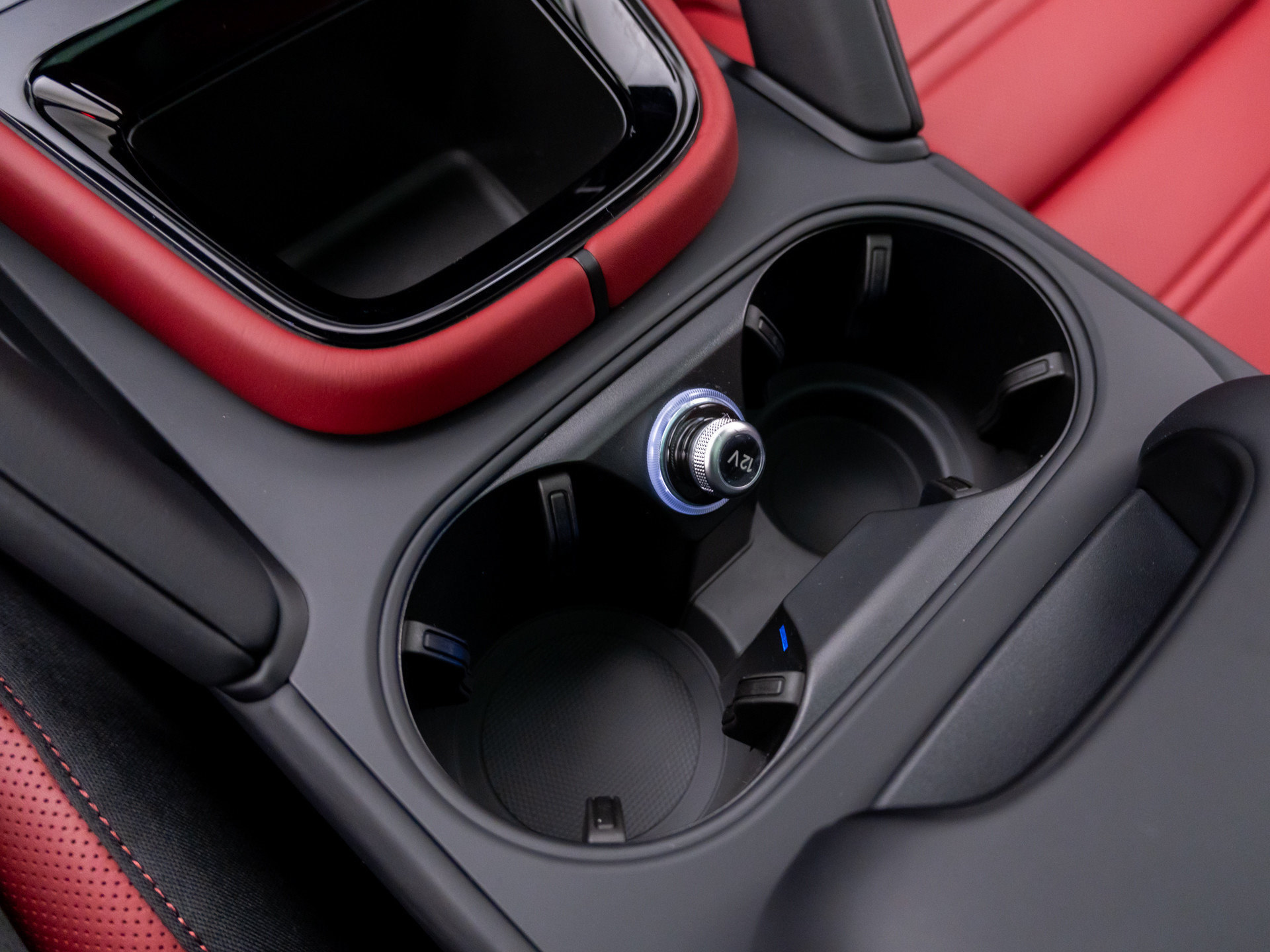 New 2026 Porsche Cayenne GTS AWD/4WD image 20