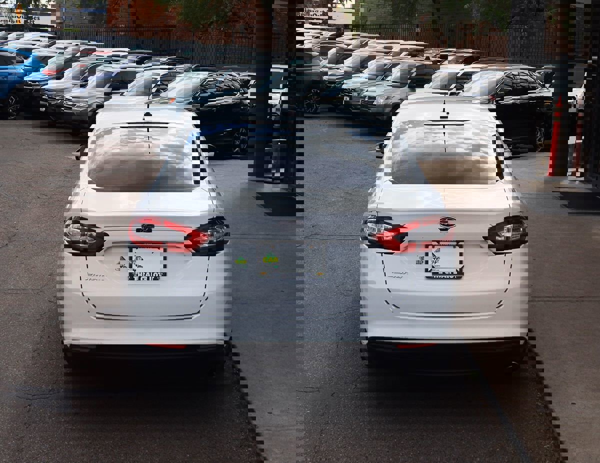 Used 2014 Ford Fusion S image 10