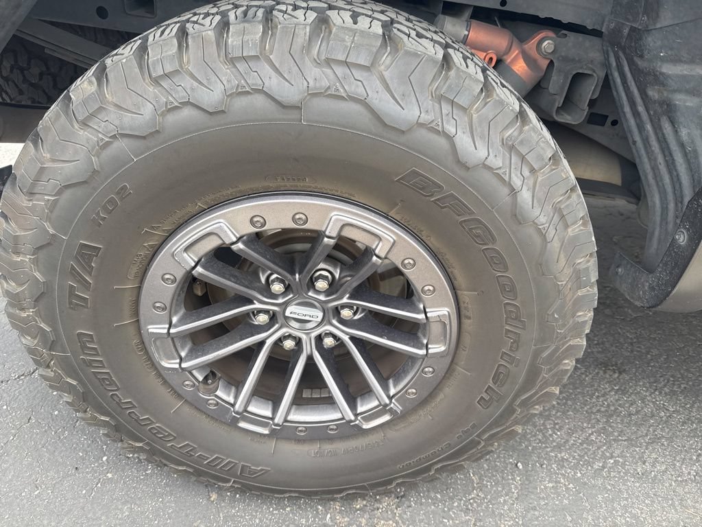 Used 2020 Ford F150 Raptor w/ Equipment Group 802A Luxury AWD/4WD image 26