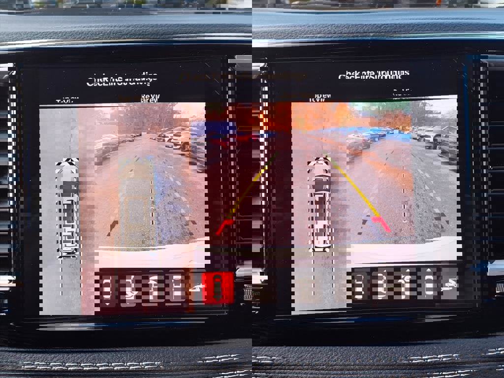 New 2026 Chrysler Pacifica Select image 11