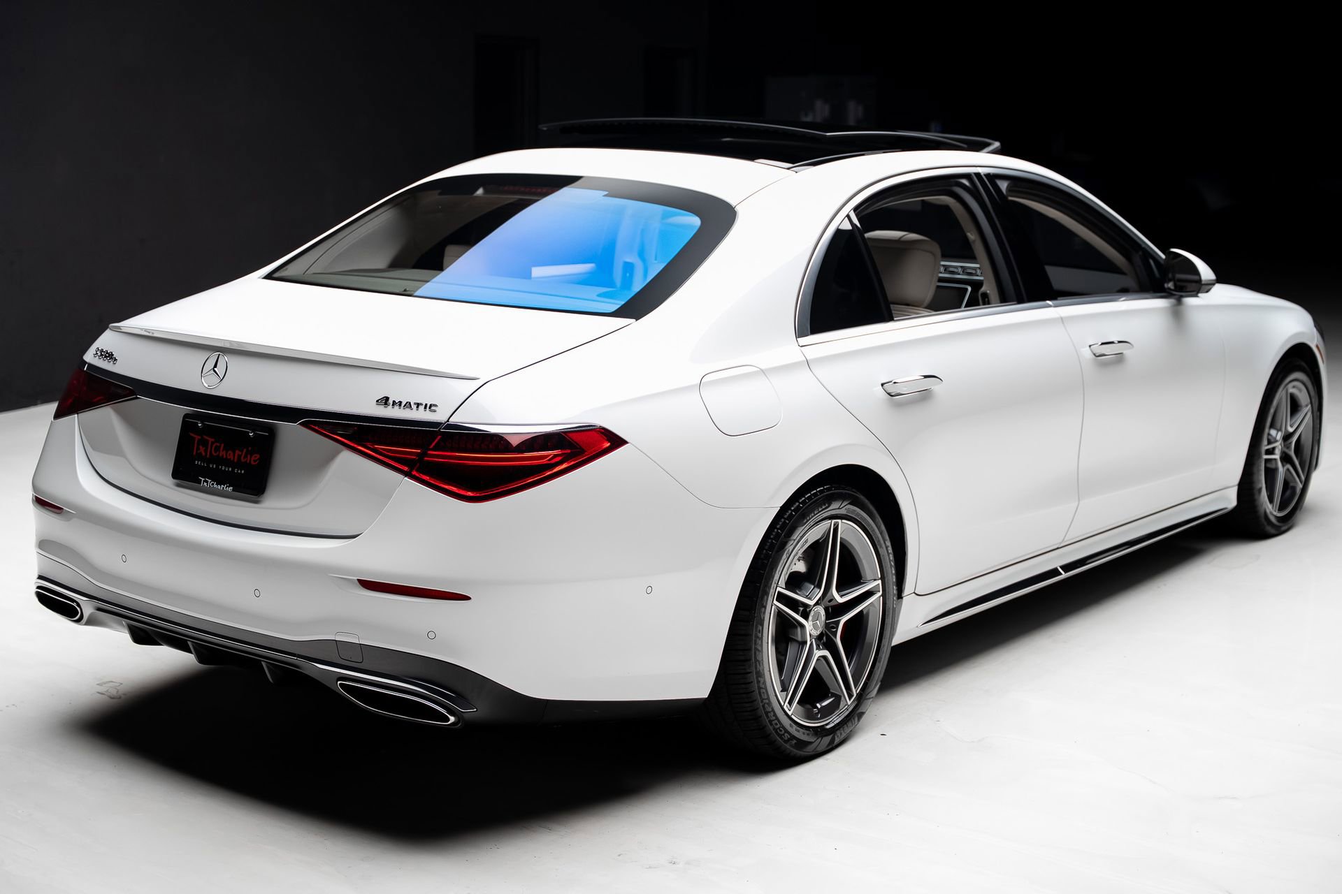 Used 2024 Mercedes-Benz S 580e 4MATIC Sedan w/ AMG Line image 34