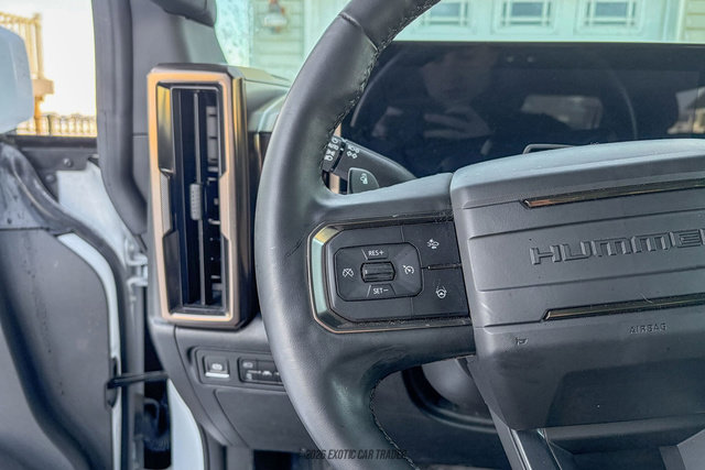 Used 2025 GMC Hummer EV 2X image 17