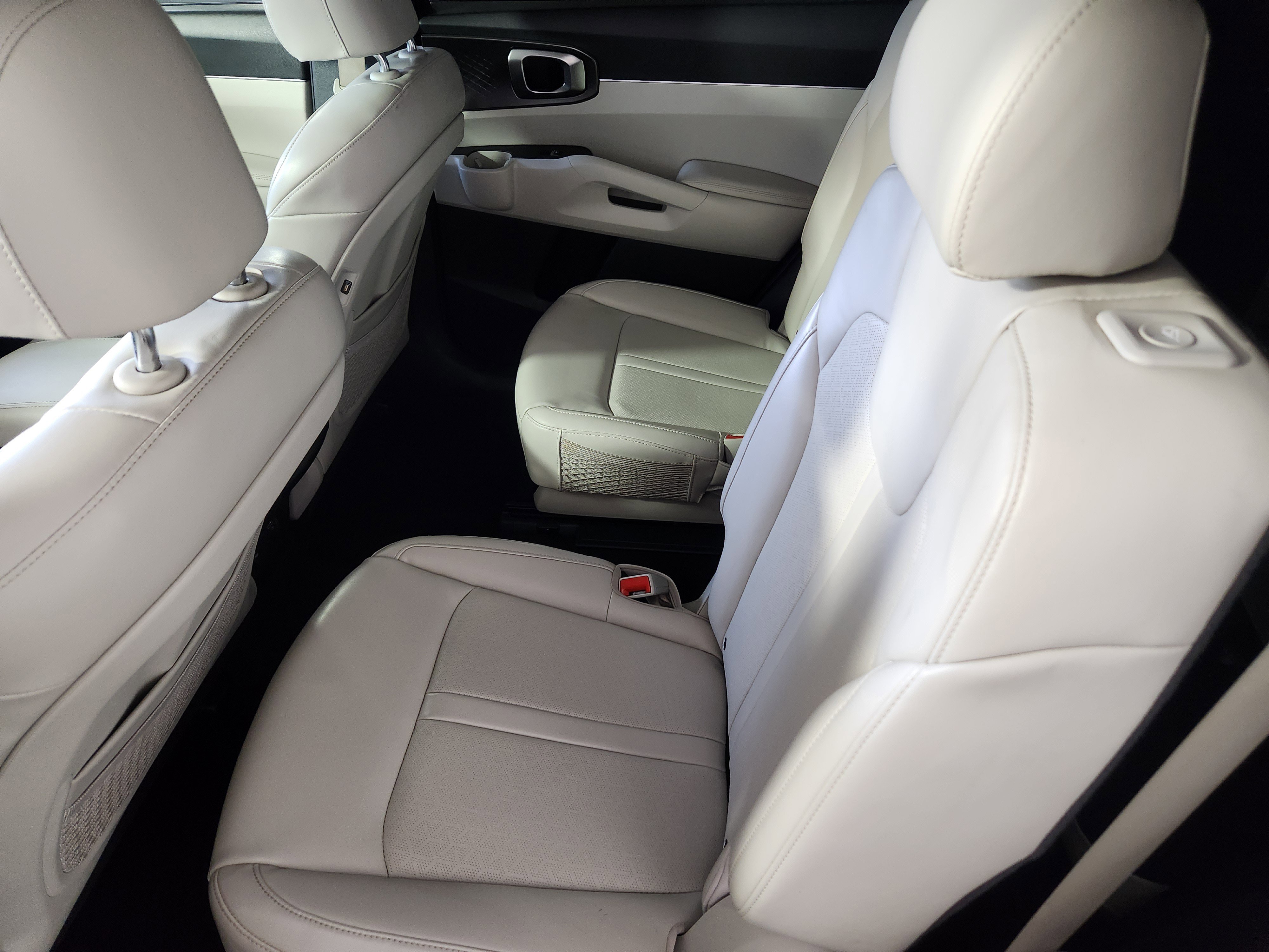 Used 2023 Kia Sorento EX image 14