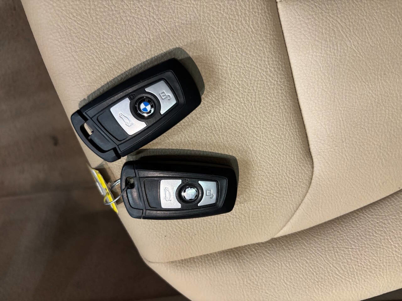 Used 2015 BMW 320i Sedan RWD image 33