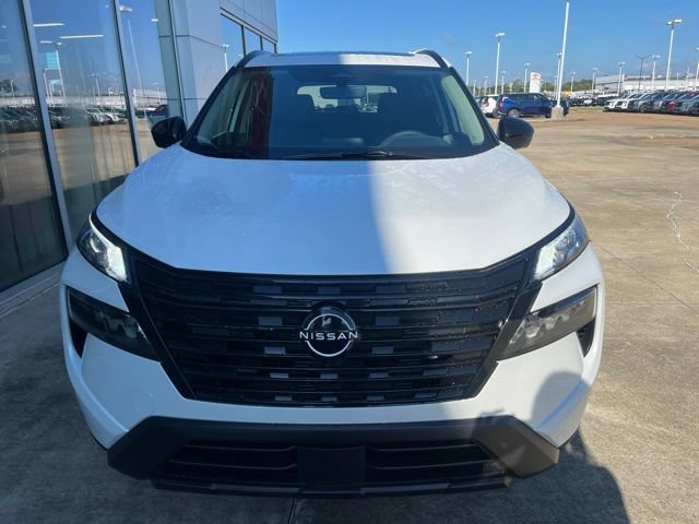 New 2026 Nissan Rogue Dark Armor FWD image 6