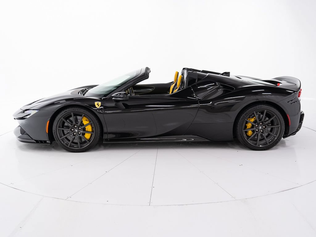 Used 2022 Ferrari SF90 Spider AWD/4WD image 2