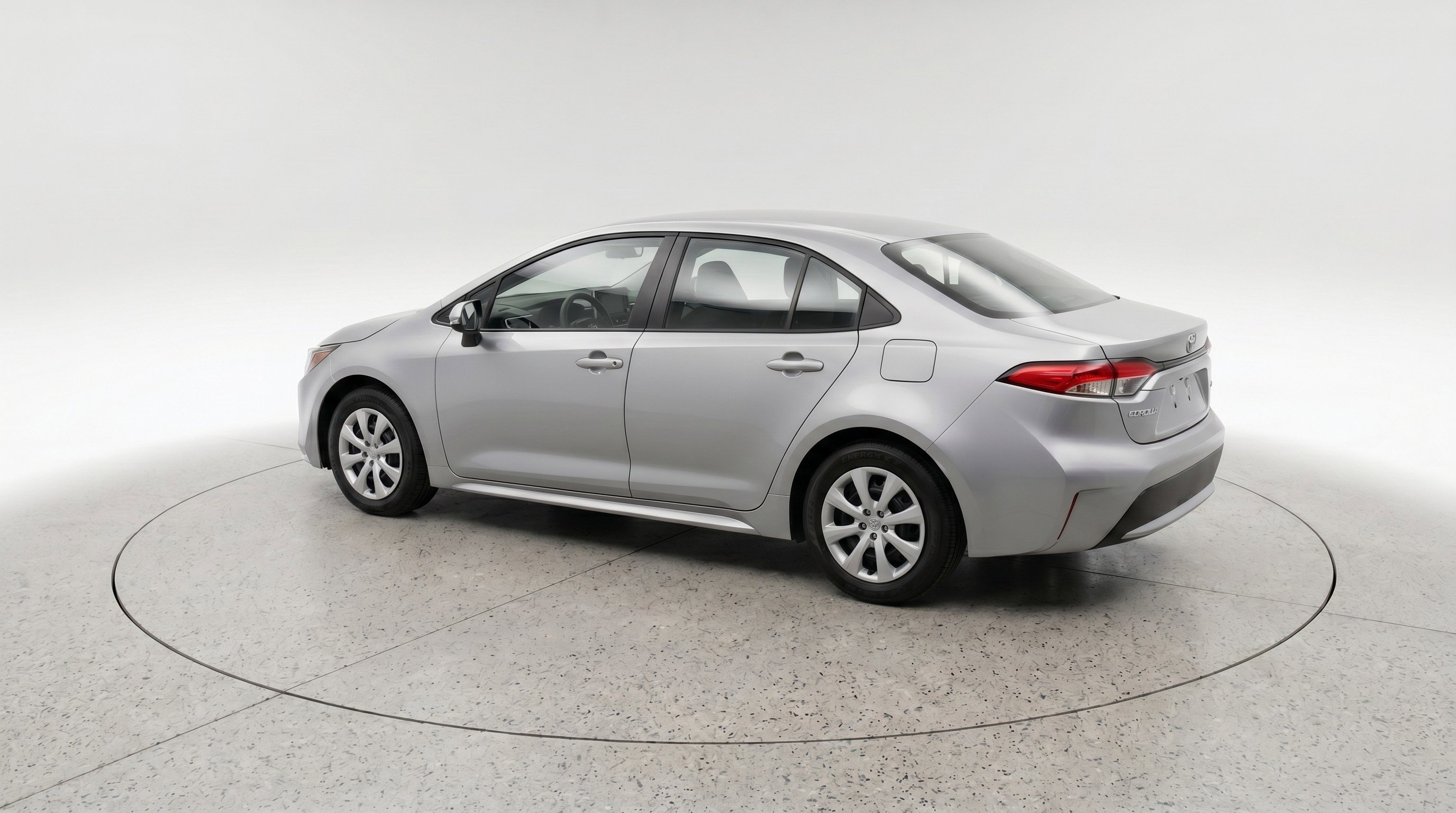 Used 2025 Toyota Corolla LE FWD image 6