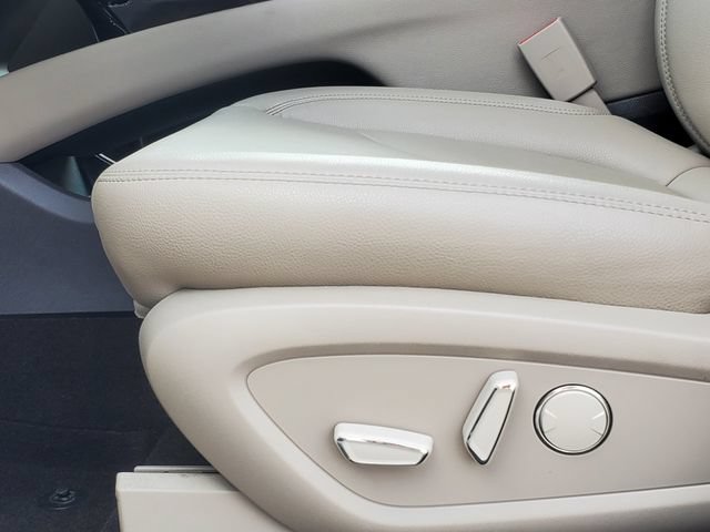 Certified 2023 Lincoln Nautilus FWD w/ Premium Package image 8