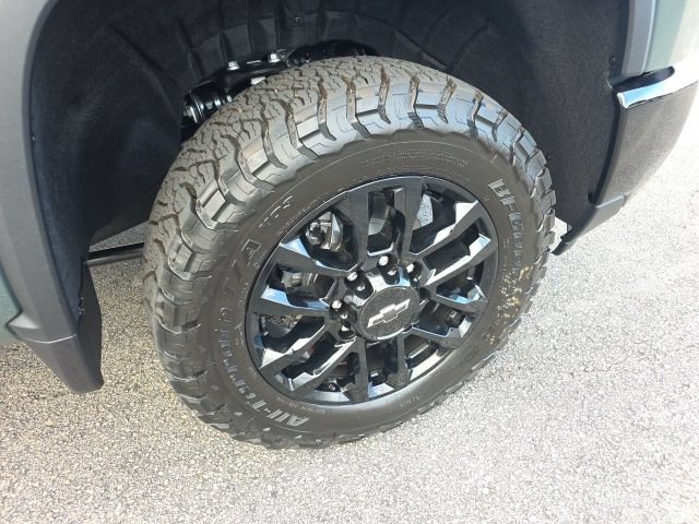 New 2026 Chevrolet Silverado 2500 LT w/ Trail Boss Package AWD/4WD image 9