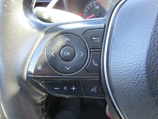 Used 2022 Toyota Corolla SE FWD image 16