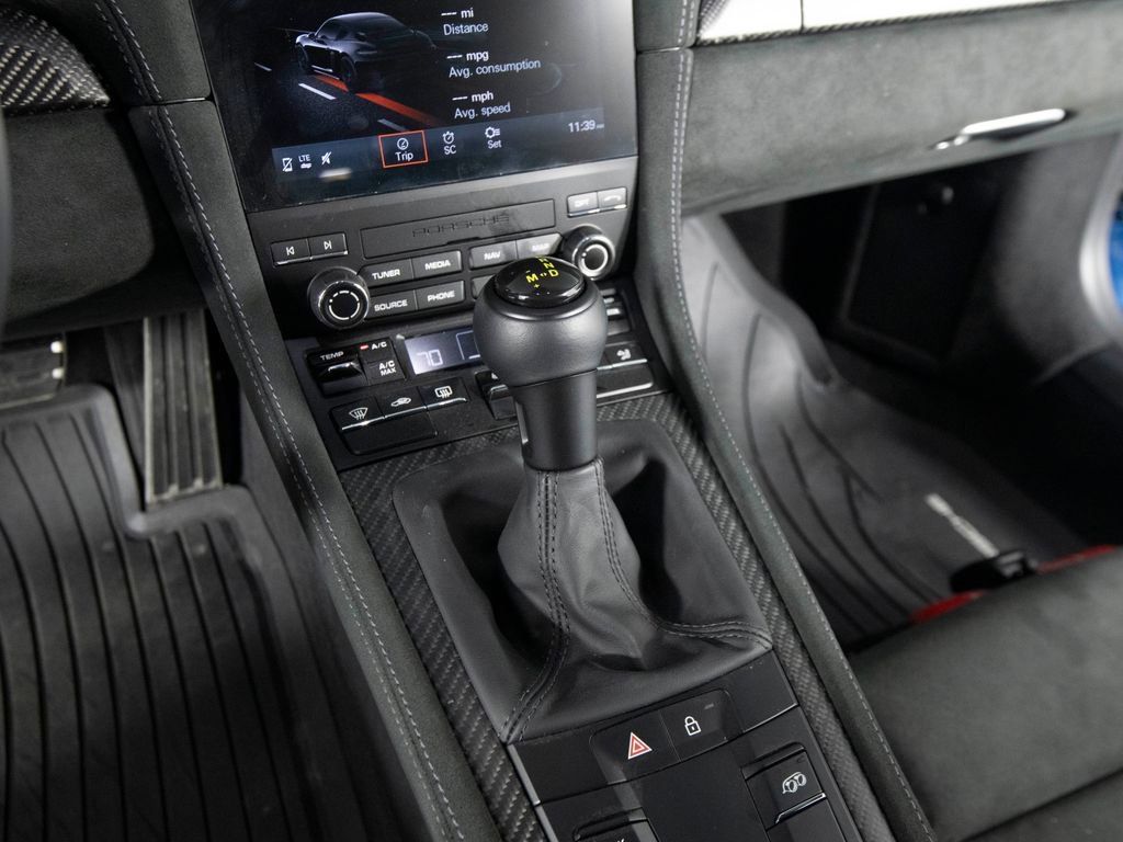 Certified 2025 Porsche 718 Cayman GT4 RS image 29