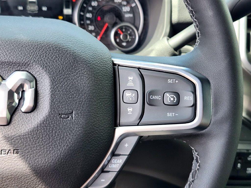 New 2026 RAM 2500 Big Horn AWD/4WD image 31