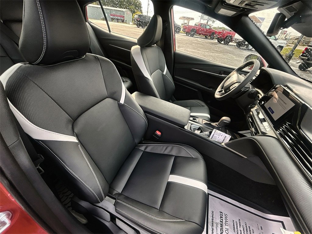 New 2025 Toyota Camry SE w/ Convenience Package image 31