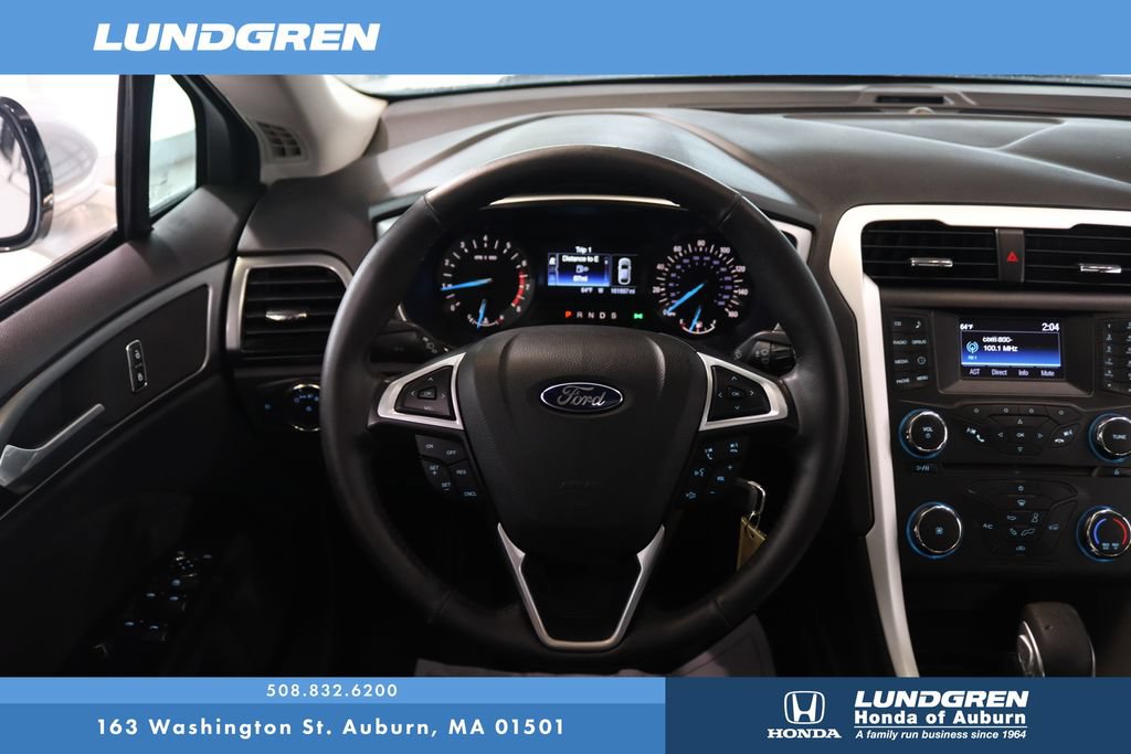 Used 2014 Ford Fusion SE w/ Equipment Group 201A FWD image 18