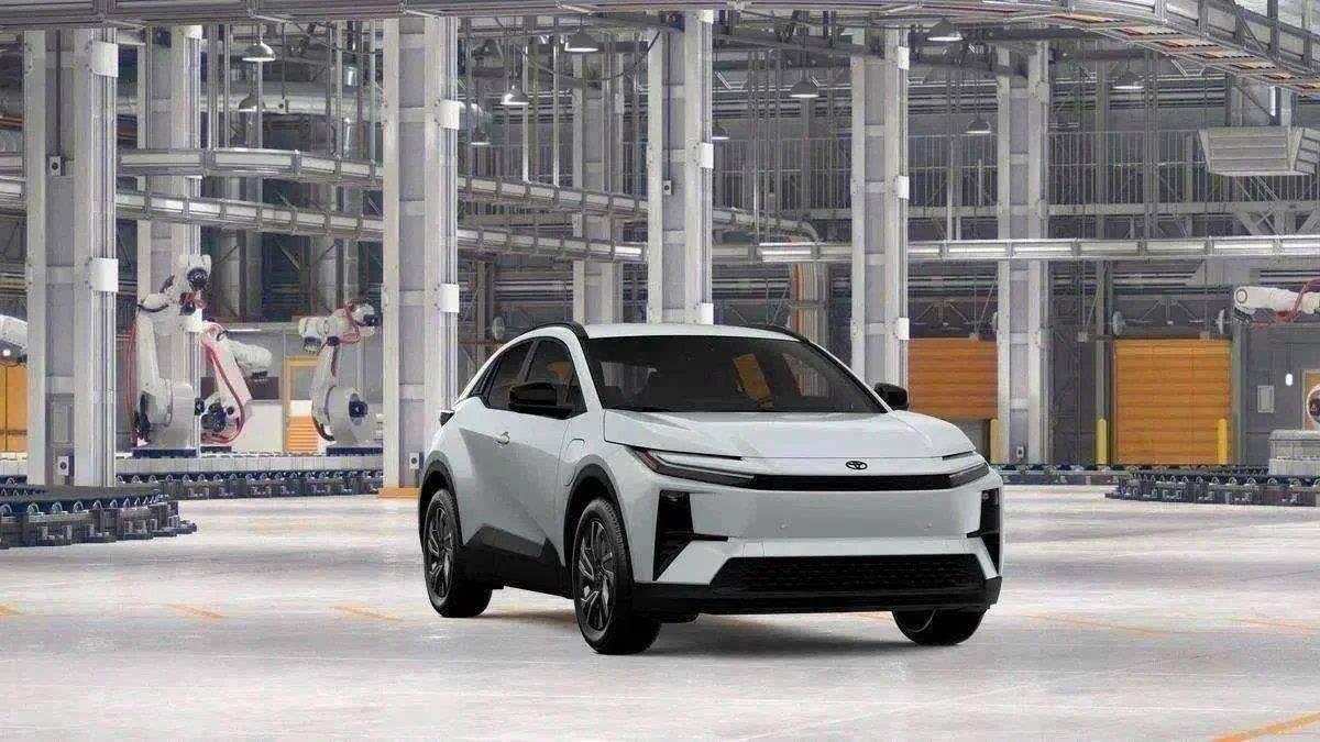 New 2026 Toyota C-HR AWD/4WD image 82
