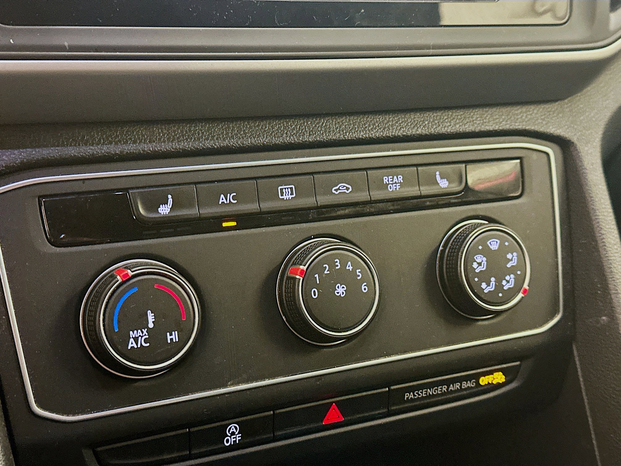 Used 2022 Volkswagen Atlas SE image 23